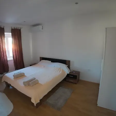 Apartment Sveti Marin Rab Rab Town