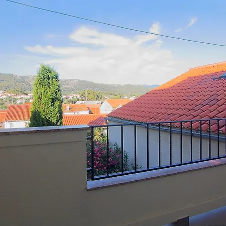 Sveti Marin Rab Apartment *