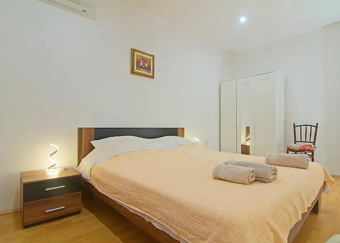 Sveti Marin Rab Apartman Rab Town